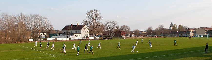 Fotbollsmatch på Torsåkers IP